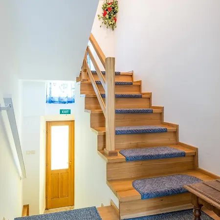 Apartment Tomic