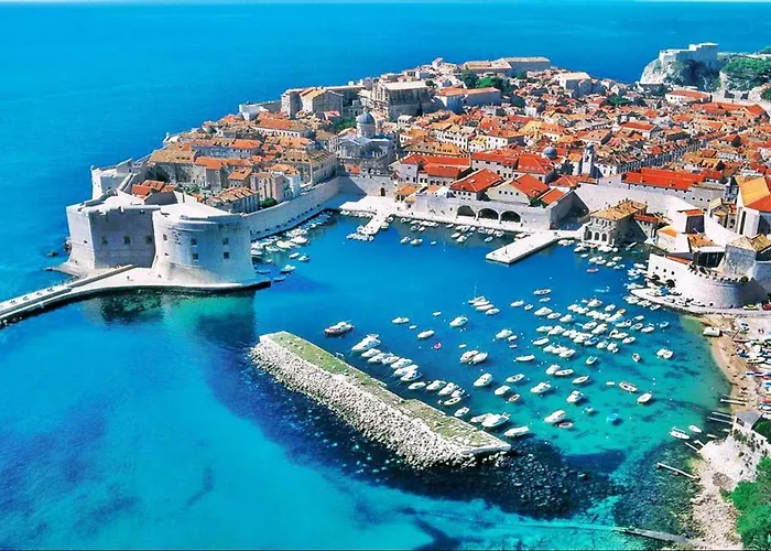 Tomic * דוברובניק