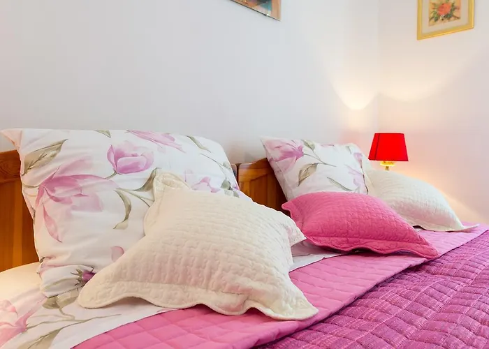 Tomic דוברובניק