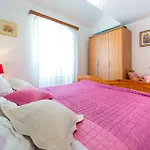 Apartment Tomic *